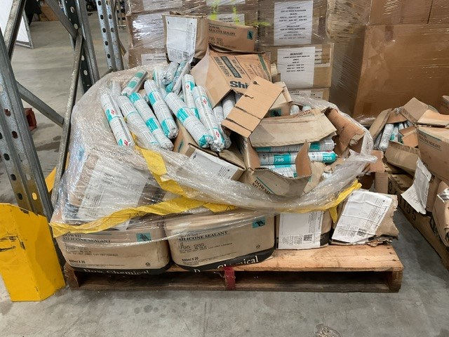 <p>Dowsil 795 Structural Glazing Sealent</p>