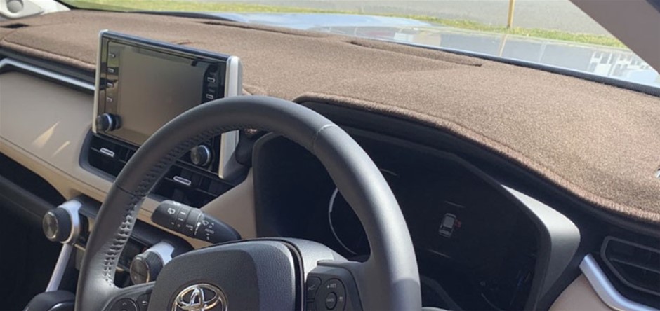 MLD Protectomat Dashmat MISTUBISHI Triton MV 07/23- Brown.