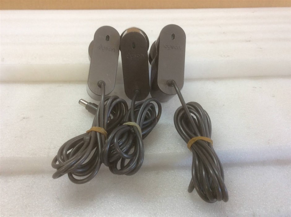 SEC SALOM Li-ion 17530-05 Battery Charger (Lot of 3)