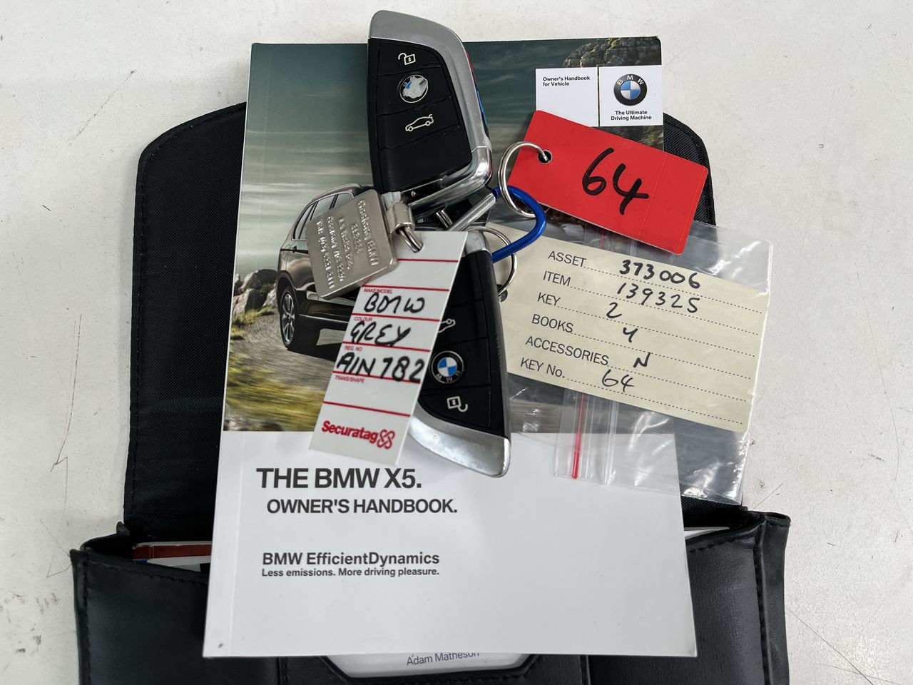 Vehicle photo