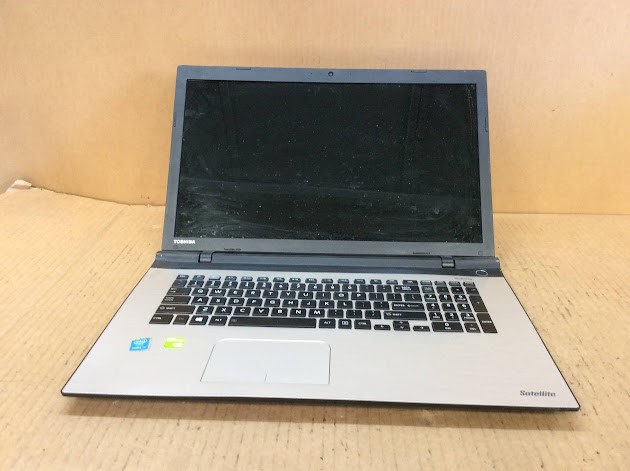 TOSHIBA SATELLITE L70-C Laptop I7-5500U 4GBRAM/160GB