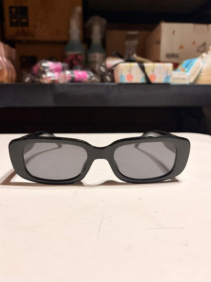 RUBI Low Rectangle Sunglasses