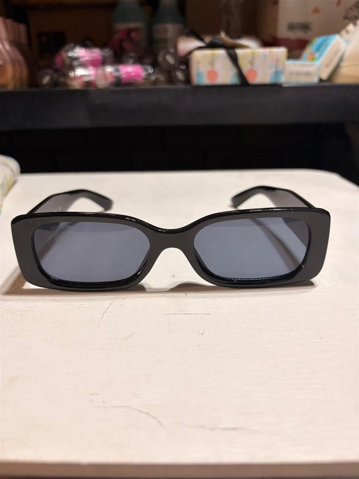 Low Rectangle Sunglasses