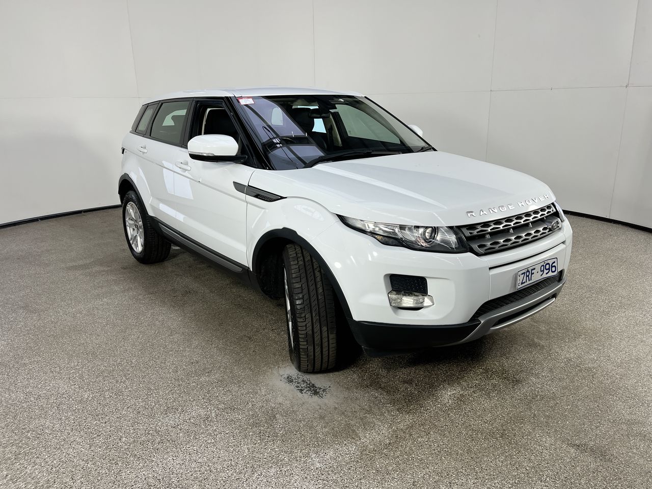 Vehicle photo