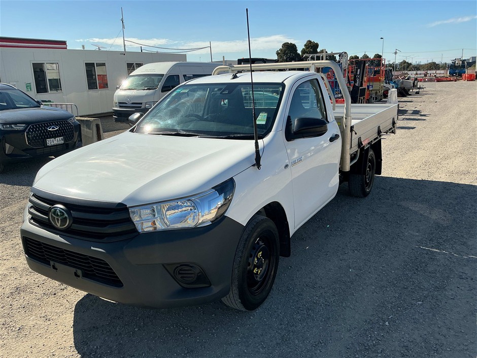 2021 Toyota Hilux 4X2 WORKMATE TGN121R Automatic Cab Chassis