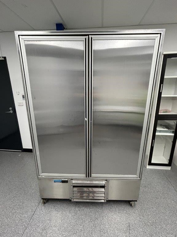 Stainless Steel 2 Door Commercial Mobile Freezer