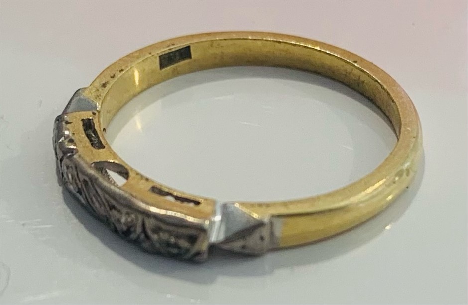 Vintage estate 18carat gold ring stamped 18ct