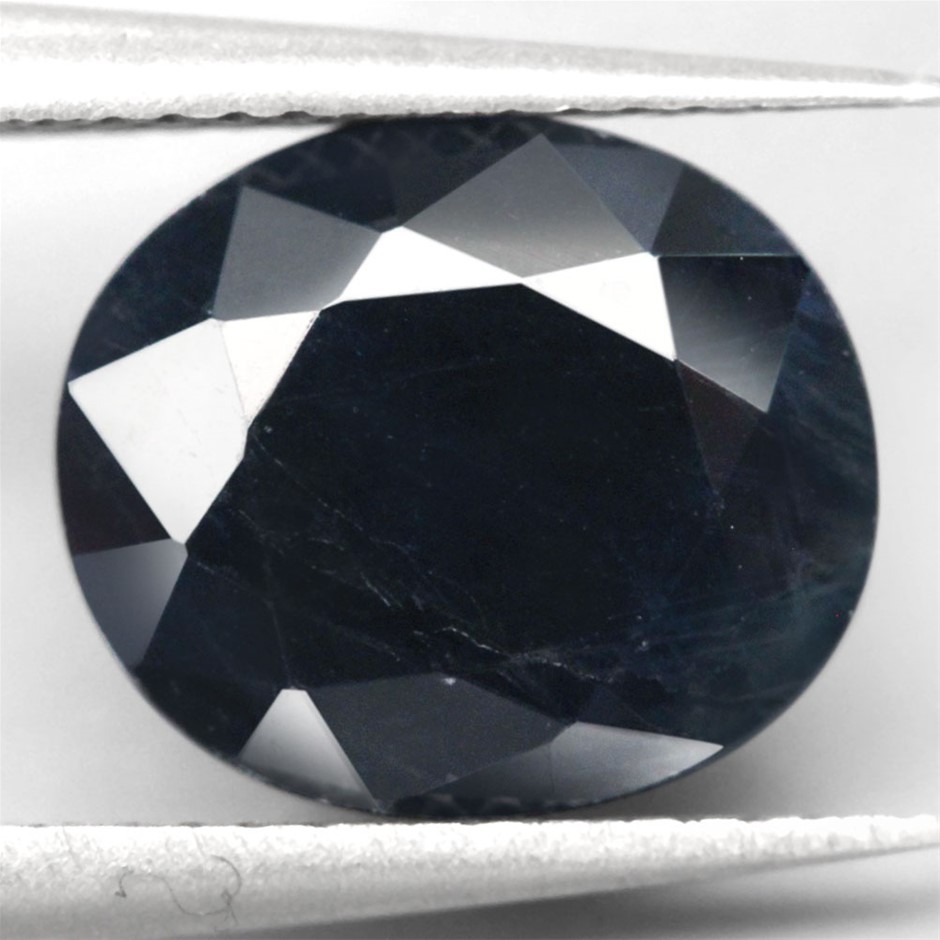 3.35ct Oval Facet Cut Dark Blue Heated Sapphire Gemstone - 1Pc