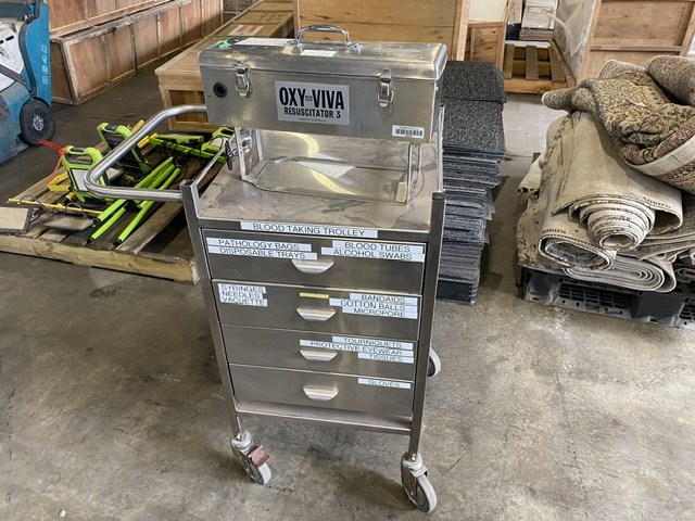 <p>Stainless Steel 4 Drawer Mobile Trolley </p>