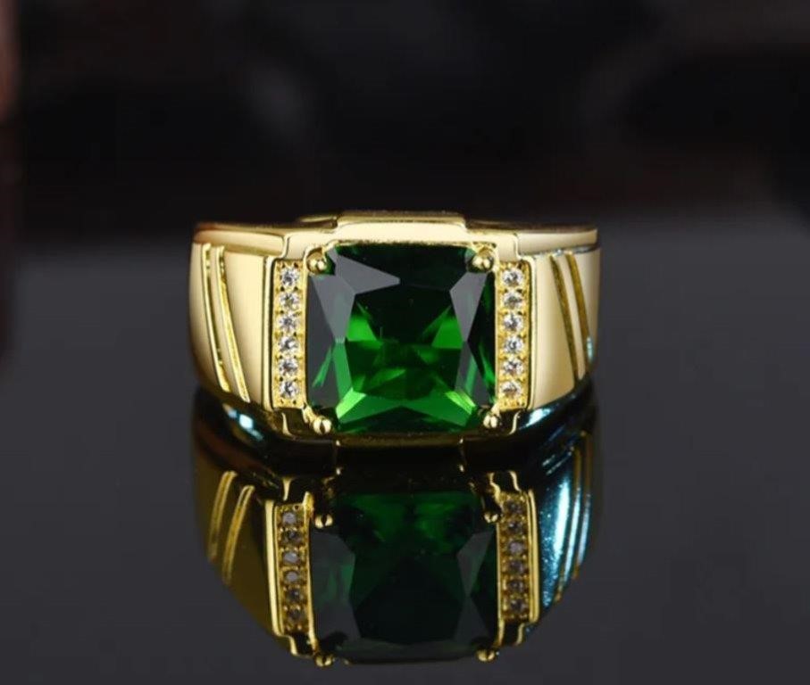 925 Silver Ring 3.0ct Green Princess Cut Simulated Diamodns