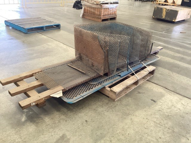 <p>Pallet Containing Wire Mesh</p>