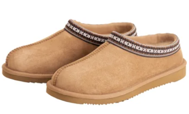 Kirkland Signature Unisex Shearling Slippers Tan, US M9/W10. NB: no box.
