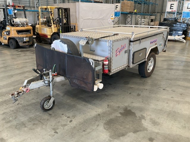 2013 Bigfoot Explorer ZH-CP5 Camper Trailer