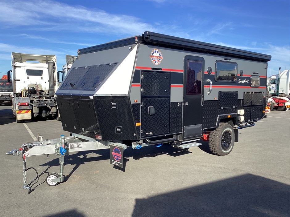 2025 Sunshine Trail Sunrise 15 Twin Caravan