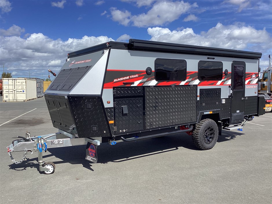 <p>2025 Sunshine Trail Sunrise 16 Twin Caravan</p>