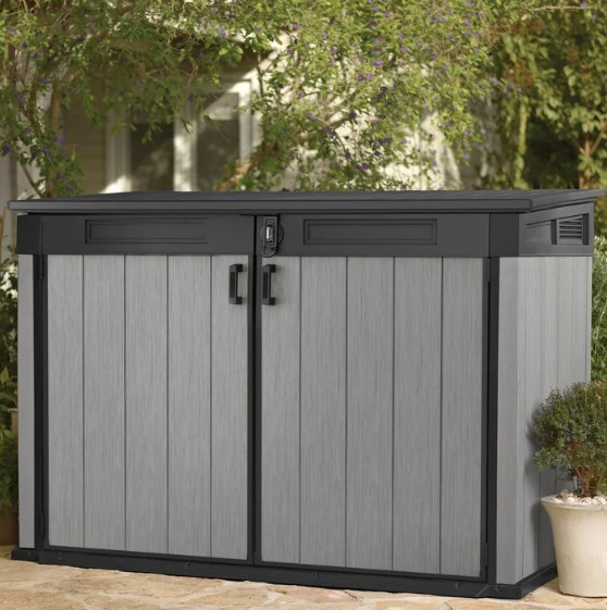 KETER Grande Horizontal Shed, W 191cm x D 110cm x H 133cm. NB: Has been use