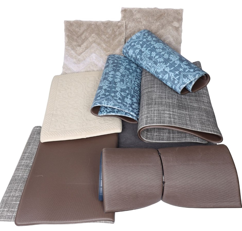 9 x Assorted Mats, inc. TOWN & COUNTRY LIVING, SIGNATURE, And More. NB: Som