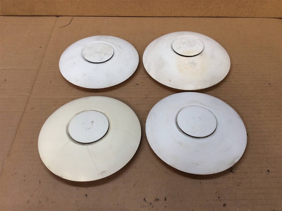 Ubiquiti UAP-AC-LITE UAP-AC-LR UAP-nanoHD Wireless Access Points (Lot of 4)