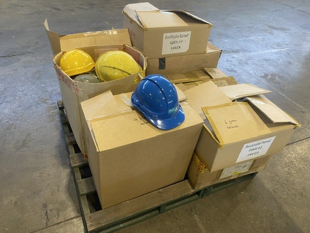 <p>Qty of Assorted Safety Helmets, Pallet </p>