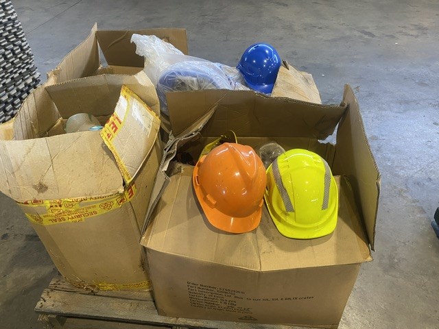 <p>Qty of Assorted Safety Helmets, Pallet </p>