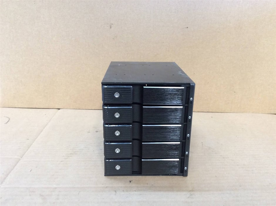 SilverStone FS305-12G Hard Drive Enclosure