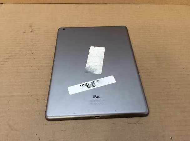 APPLE IPAD AIR(A1474) Tablet 64GB