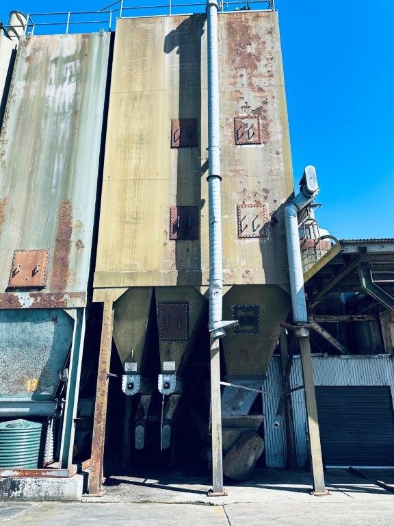 Multi-Compartment Meal Bin Assembly