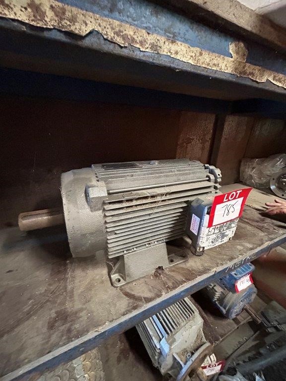 SEW EURODRIVE Electric Motor, Model: DRN132S4/FI/DH