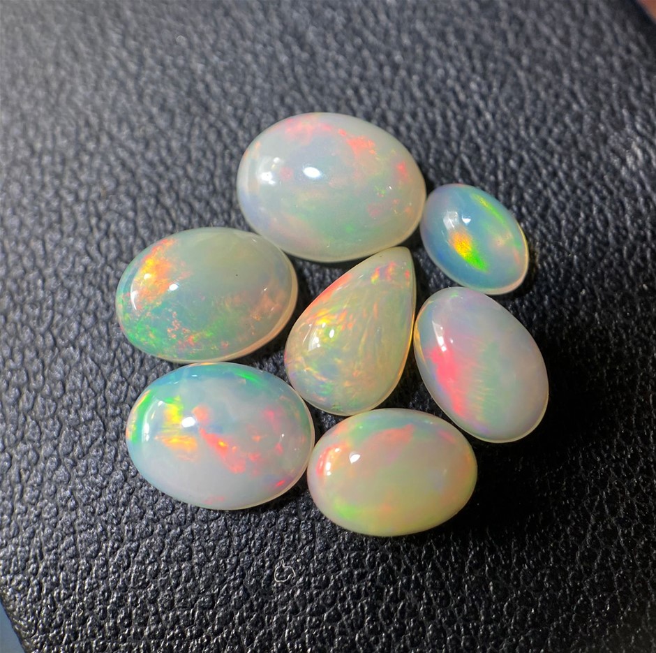 4.90 CT Lovely Wello Fiery Opal