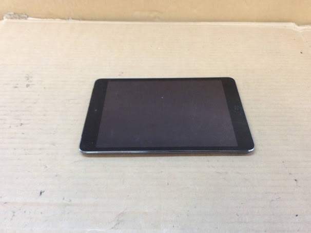 APPLE iPad mini 2 (A1490) Tablet 64GB
