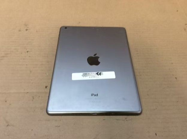 APPLE IPAD AIR 1 (A1474) Tablet 32GB