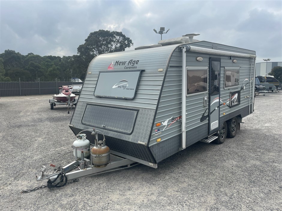 <p>2012 New Age Big Red BRI 7E Caravan</p>