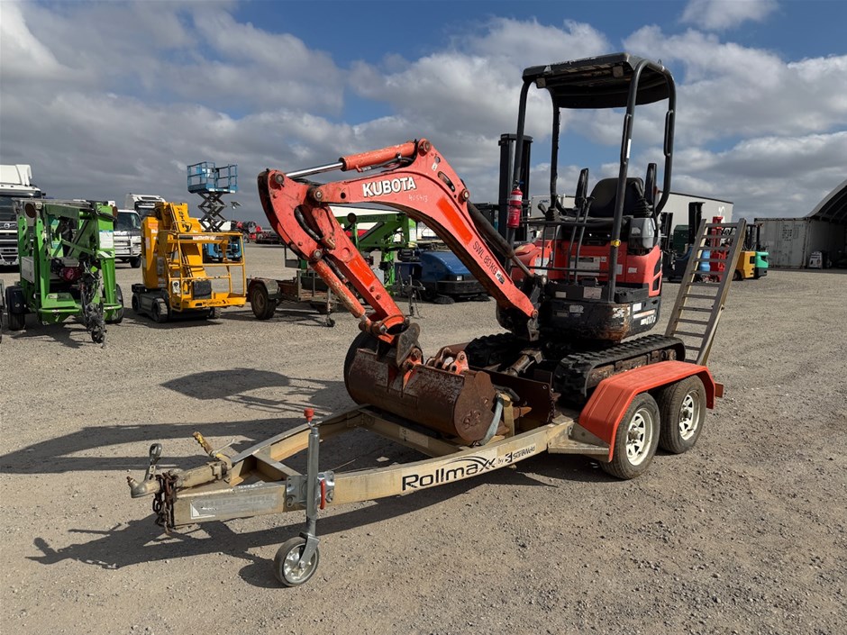 <p>Kubota U17 Hydraulic Excavator with trailer package</p>