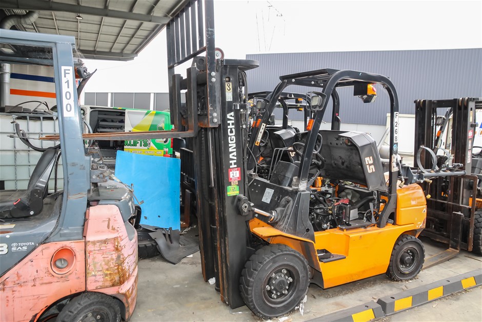 2020 HANGCHA CPQD25N 4 Wheel Counter Balance Forklift