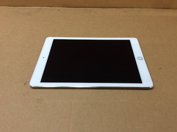 APPLE iPad Air 2 (A1566) Tablet 64GB