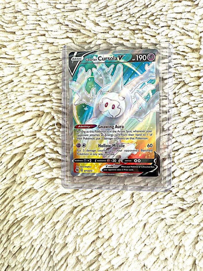 Galarian Cursola V ghost-type holographic card.