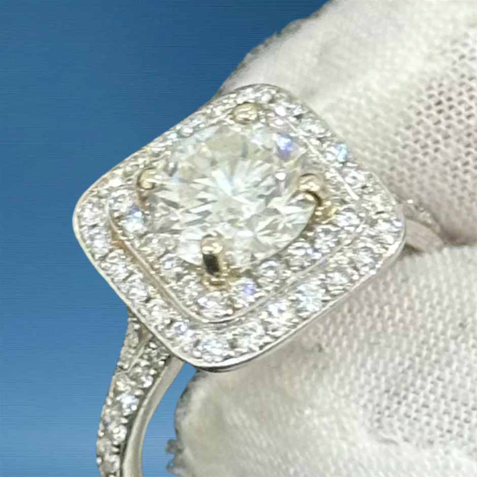 DIAMOND RING WHITE GOLD NATURAL DIAMOND