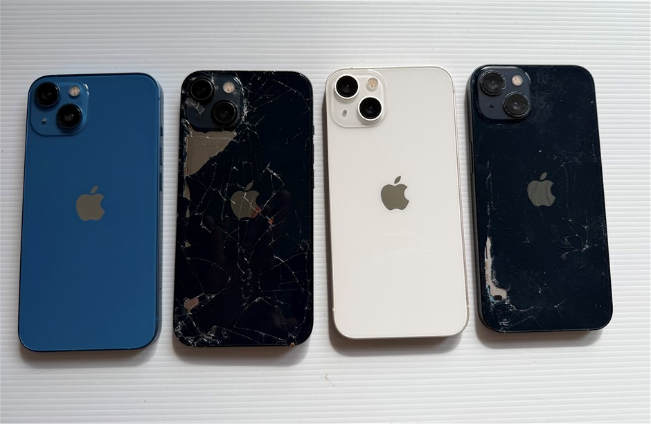 Apple iPhone 13 128Gb / 256Gb - For Parts (Lot of 4)