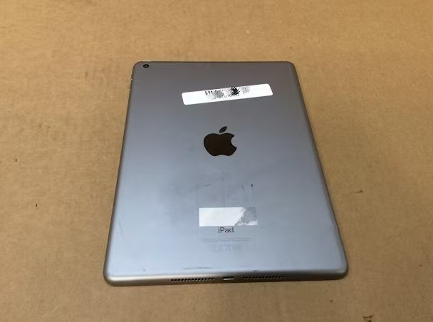 APPLE IPAD 6TH GEN A1893 A10 Tablet 32GB