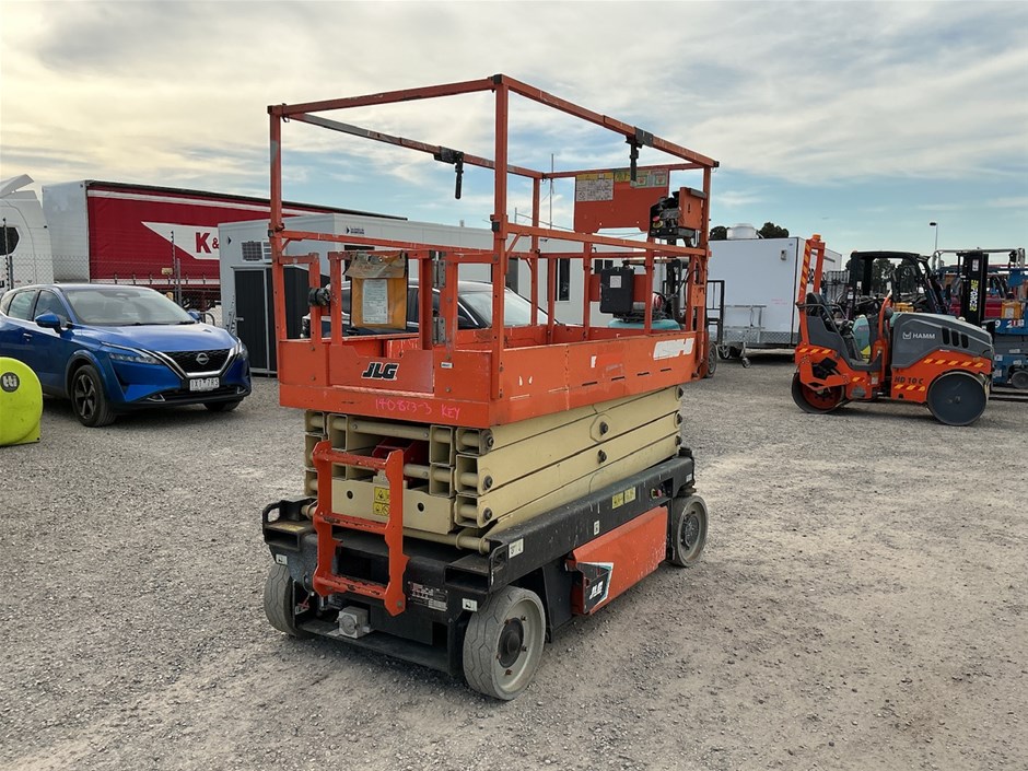 <p>2022 JLG ES2646 Scissor Lift</p>