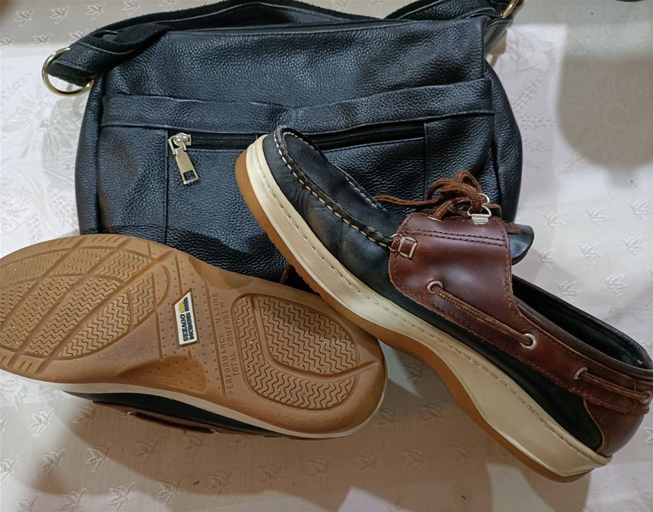 Leather Bag Used and Sebago Docknidex Shoes 39 as New . Others
