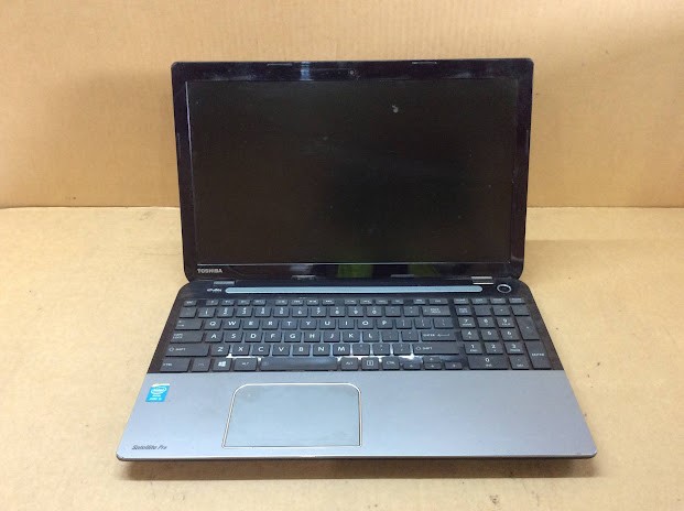 TOSHIBA Satellite Pro L50-A Laptop i5-4200M 4GBRAM/750GB