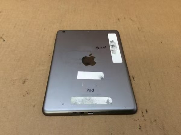 APPLE IPAD MINI 2 A1489 A7 Tablet 16GB