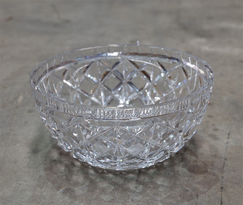 CRYSTAL FLOWER GLASS BOWL, FLORABELLE, EXTRA HEAVY.