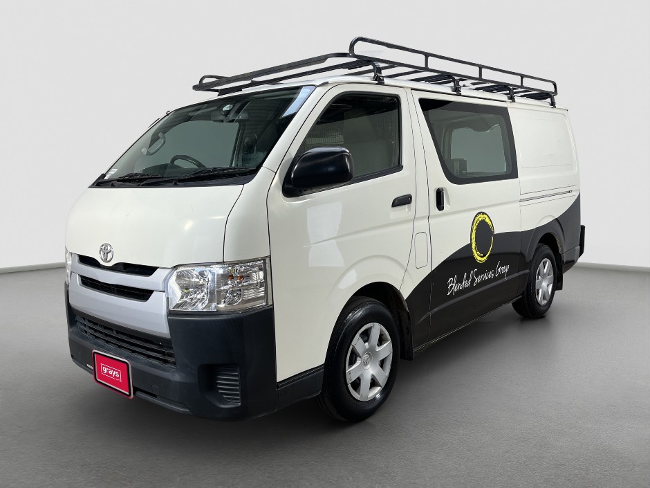 2015 Toyota Hiace  Petrol