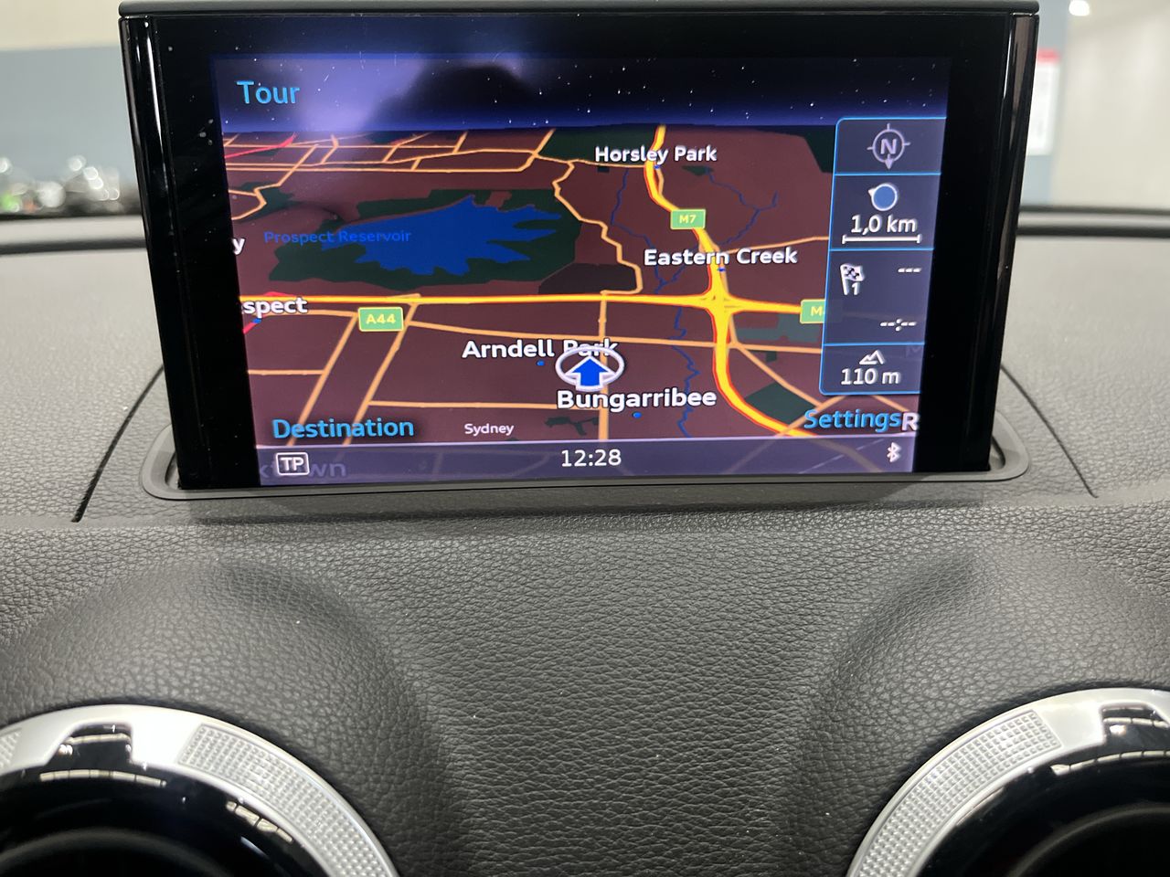 Vehicle photo