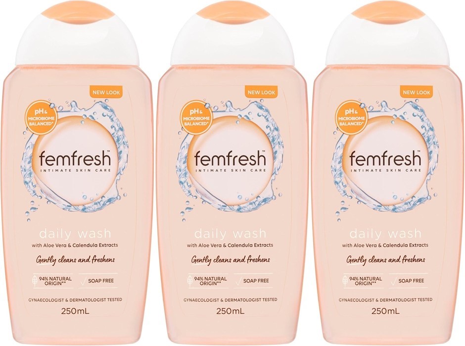 3 x FEMFRESH Aloe Vera and Calendula Extracts Daily Feminine Intimate pH Wa