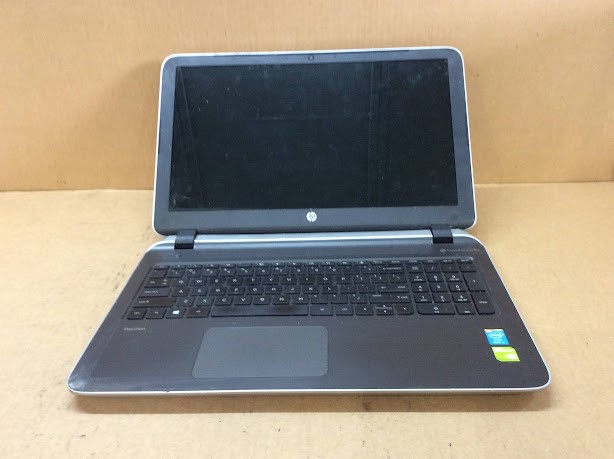 HP Pavilion 15 Laptop i7-4510U 4GBRAM/750GB