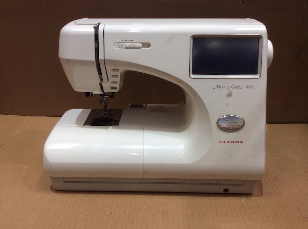 Janome Memory Craft 9000 Sewing Machine