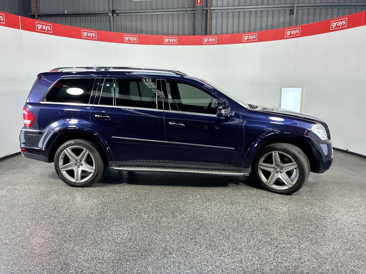 Vehicle photo